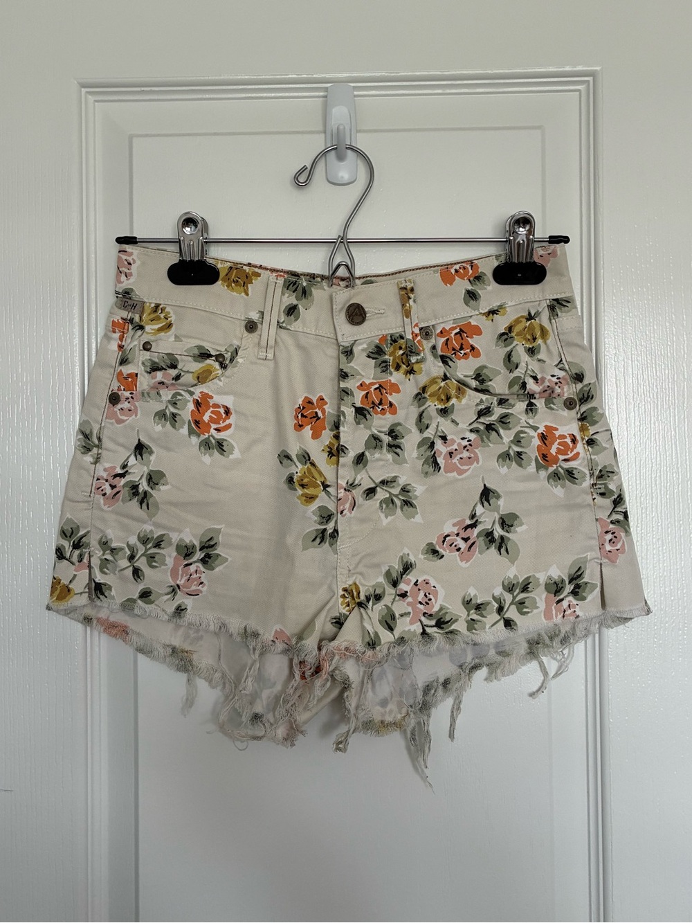 Citizens Of Humanity Cream Floral Frayed Hem Jean Shorts